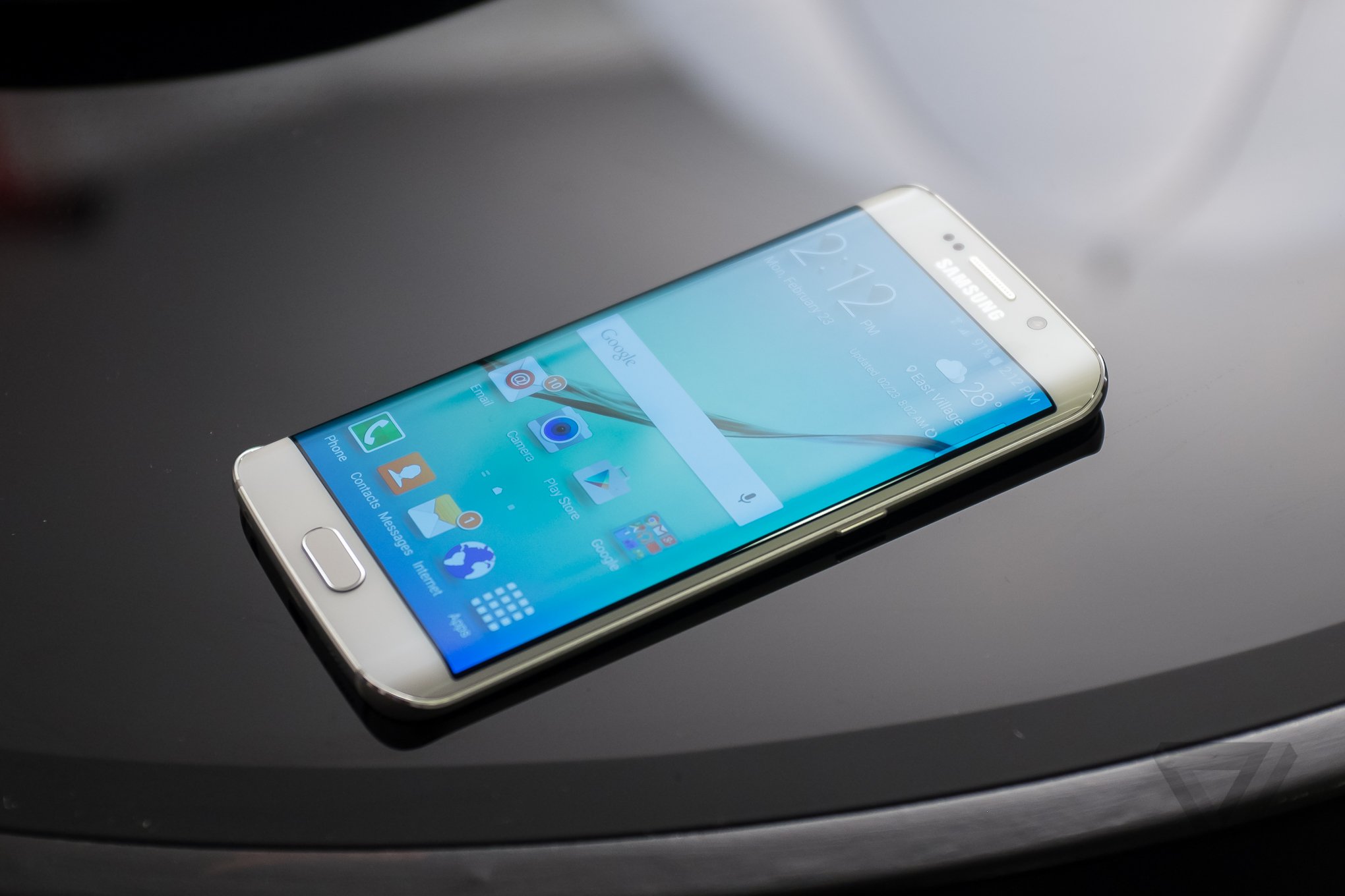 Samsung S6 Edge Дисплей