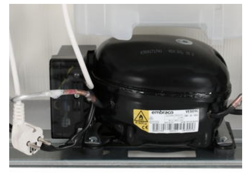 Компрессор ariston. Компрессор холодильник Аристон 180w. Hotpoint HFP 6200. Холодильник Hotpoint-Ariston HFP 7200 wo.