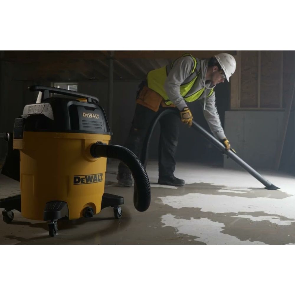 Строительный пылесос DeWALT DXV23PLPTA купить в Красноярске