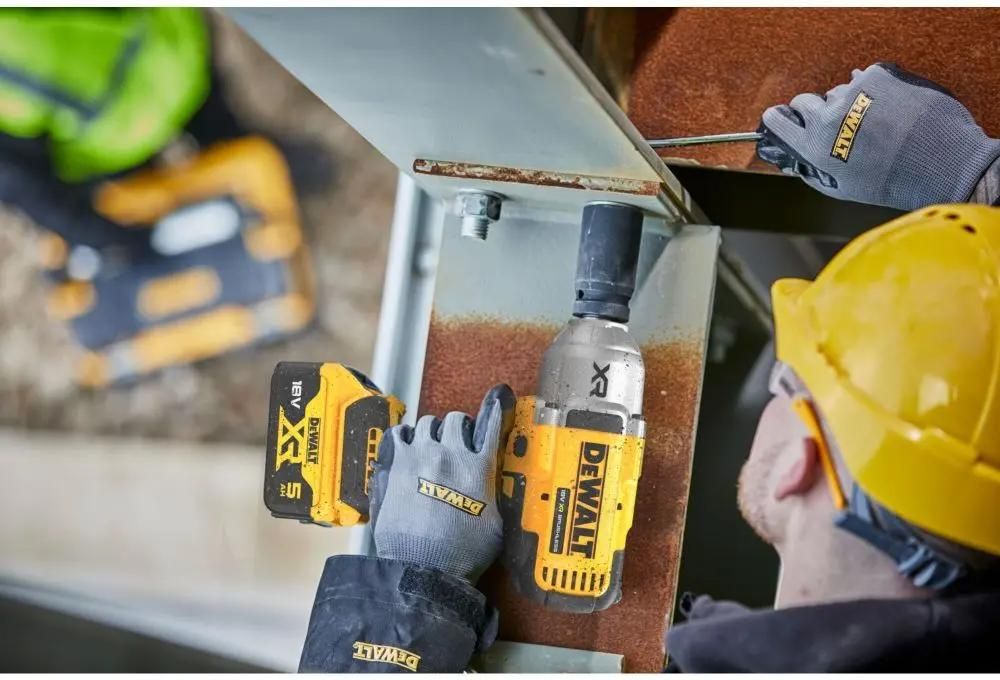 Гайковерт DeWALT DCF900N-XJ купить в Красноярске