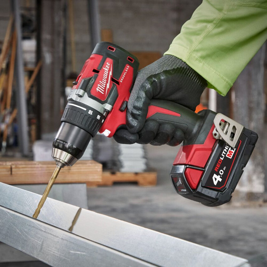 Дрель-шуруповерт Milwaukee M18 CBLDD-0 [4933464316] купить в Красноярске